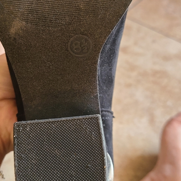 Booties - Picture 2 of 3